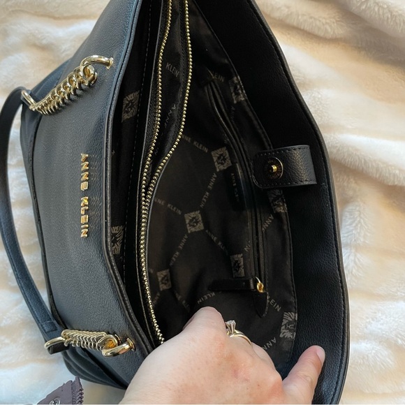 Anne Klein Black and Gold Work Tote Shoulder Bag Gold Chain Straps - Picture 6 of 6